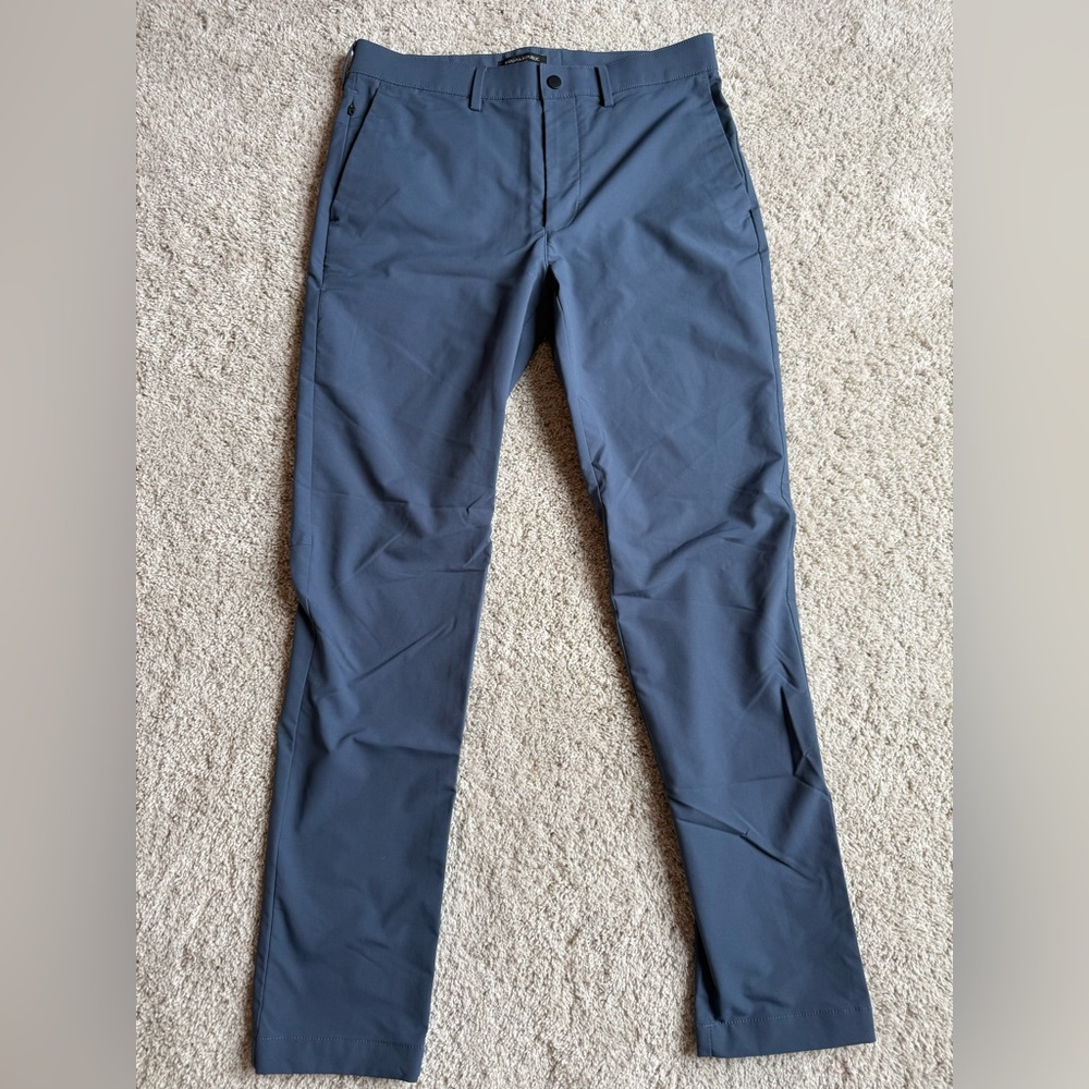 Banana Republic Men’s Blue 31x32 Slim Fit Tech Chino Pants